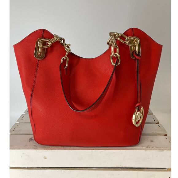 MICHAEL KORS, LARGE ORANGE-RED SAFFIANO LEATHER SHOULDER BAG - Picture 1 of 15